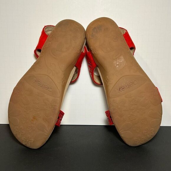 Womens AETREX Maria Red Adjustable Sandals / Size 9-9.5 - Picture 7 of 8